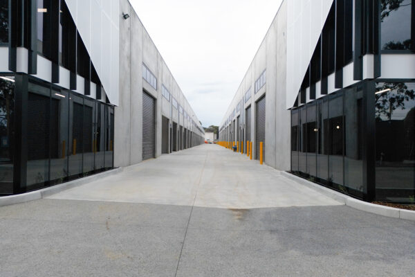 Industrial-grade heavy-duty racking system for Our Projects at Dynamic Warehouse Solutions focusing on maximising vertical warehouse storage